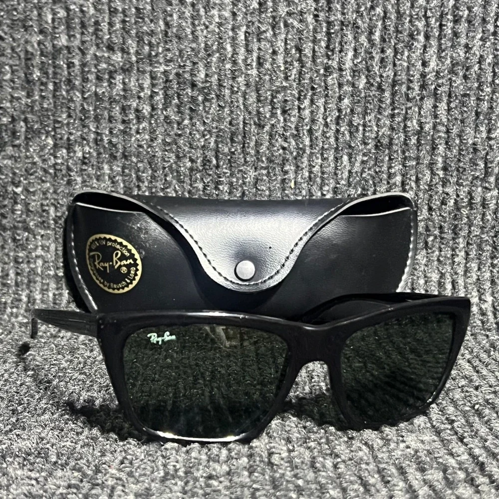 Vintage Ray Ban Sunglasses Men OS Black L1605 PQAS Bausch & Lomb Frame France